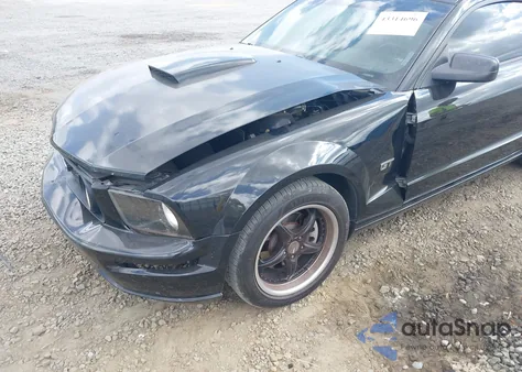 2007 Ford Mustang Gt Deluxe/Gt Premium из США, поврежденный, VIN 1ZVHT82H675250977